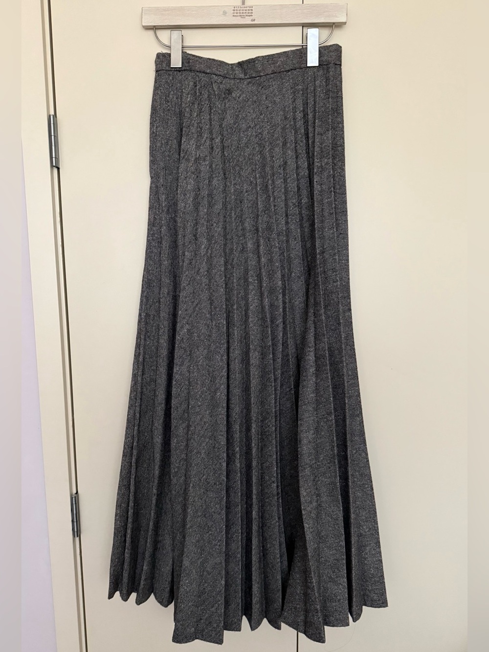 Vintage Grey wool tweed Accordion Pleated Maxi long skirt M/L EUC Minimalist